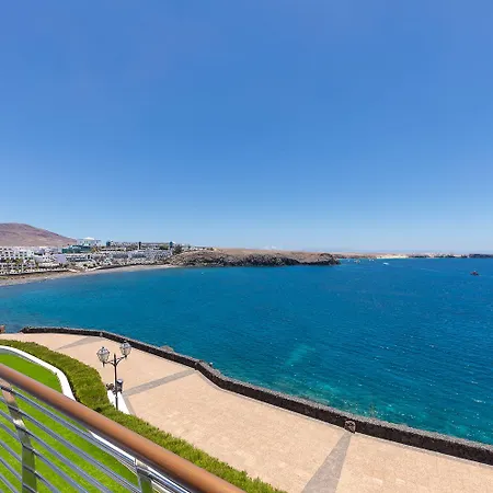 Mirador Papagayo By Livvo Playa Blanca
